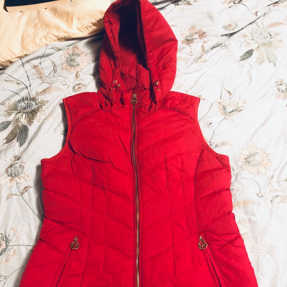 Michael kors puffer vest